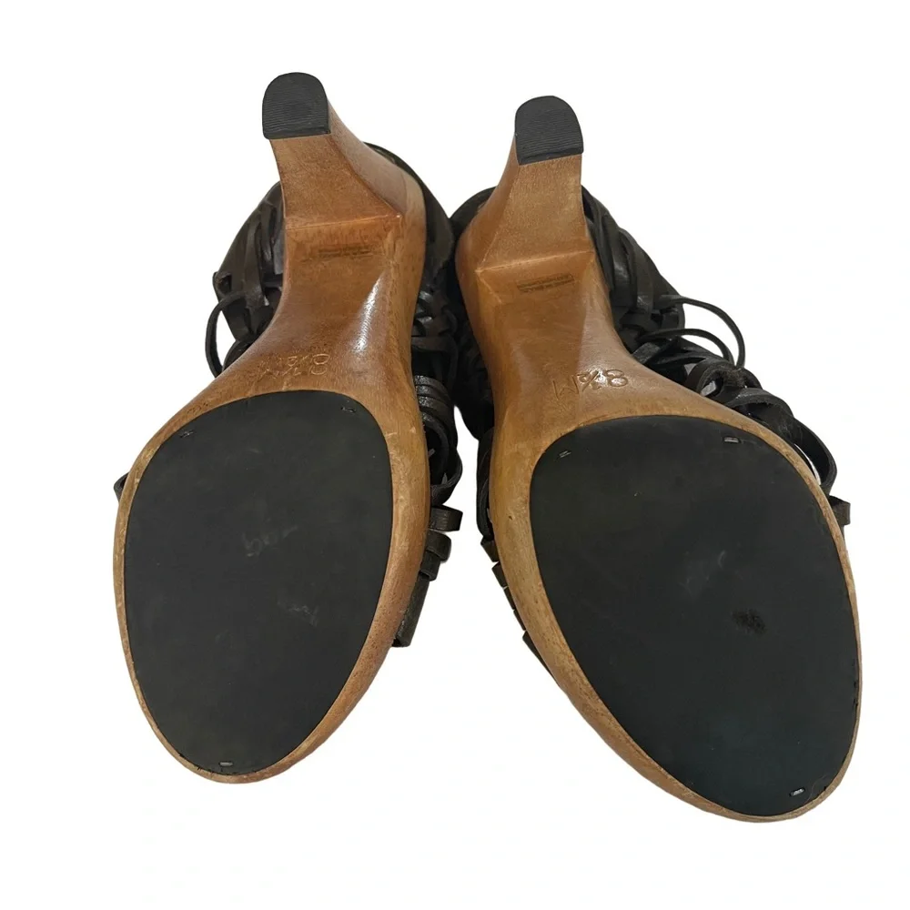 MICHAEL KORS Black Leather Hirachi Style Platform Heels size 8.5